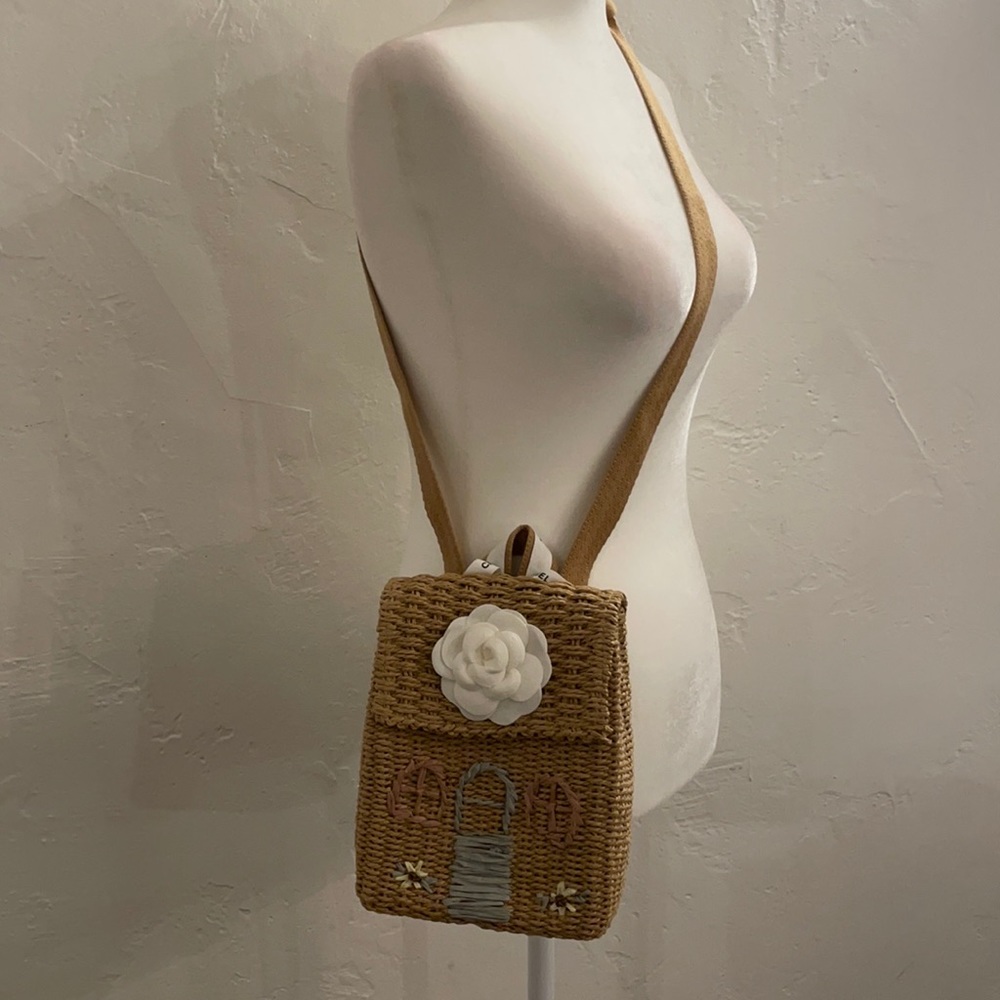 Customer made. Came bag.